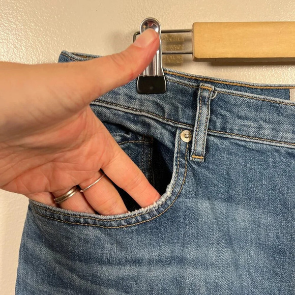 Everlane Cheeky Jean Crop Size 32 Frayed Hem Medium Wash High Rise Blue Denim - Picture 5 of 10